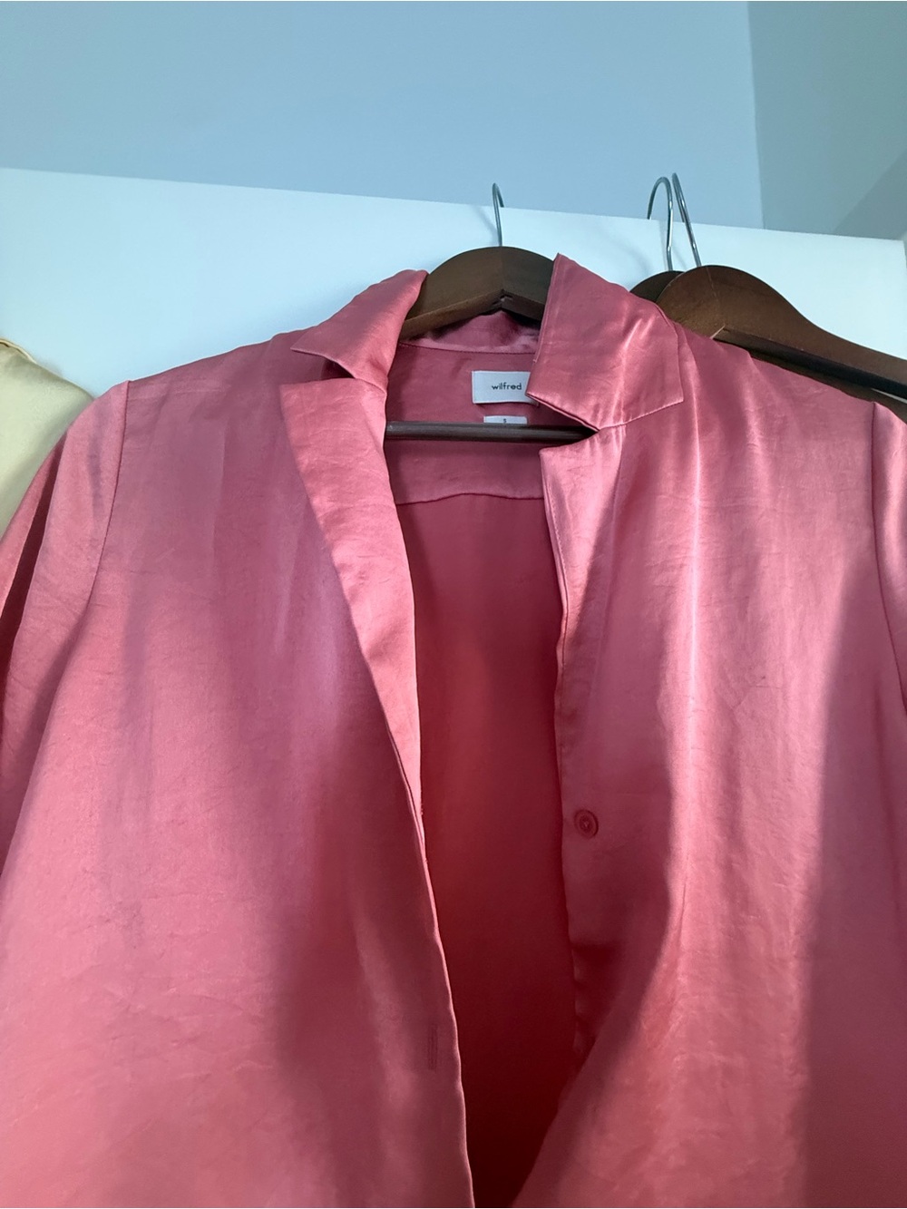 Wilfred Pink Satin-Look Women's top